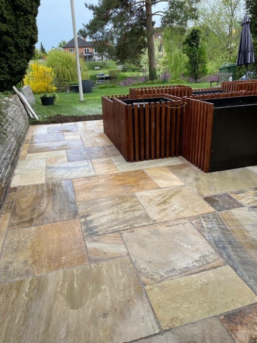 brolægger har lavet ny terrasse